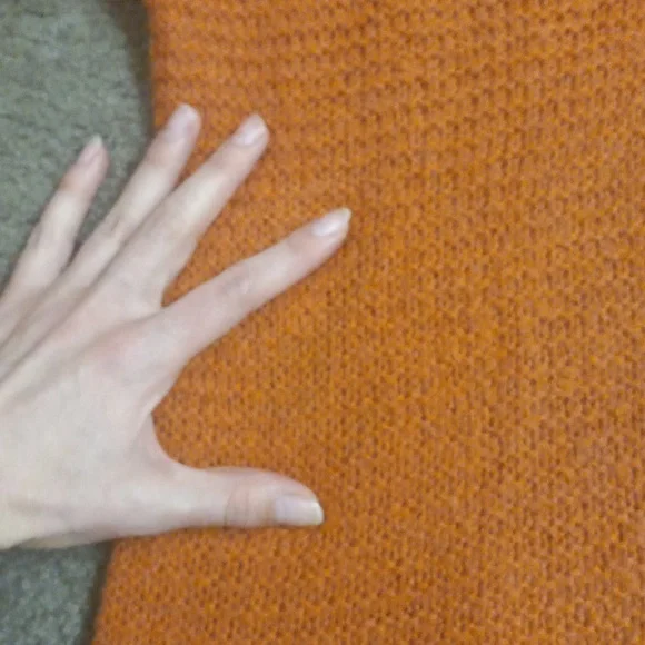 Michael Kors Comfy Cozy Sweater, Small - Picture 7 of 7